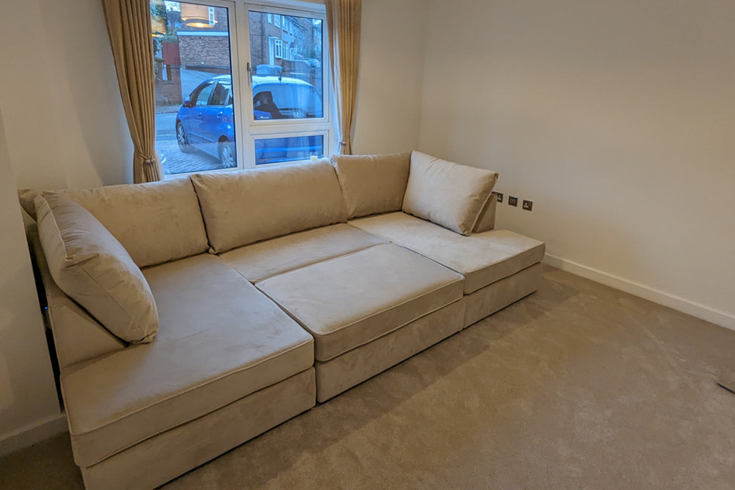 Carnaby Cinema Sofa U Shape Corner